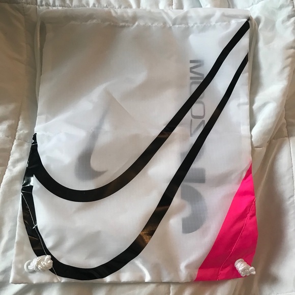Nike drawstring backpack - Picture 2 of 7